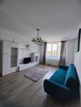 Inchiriez apartament 3 camere + loc parcare. Zona centrala