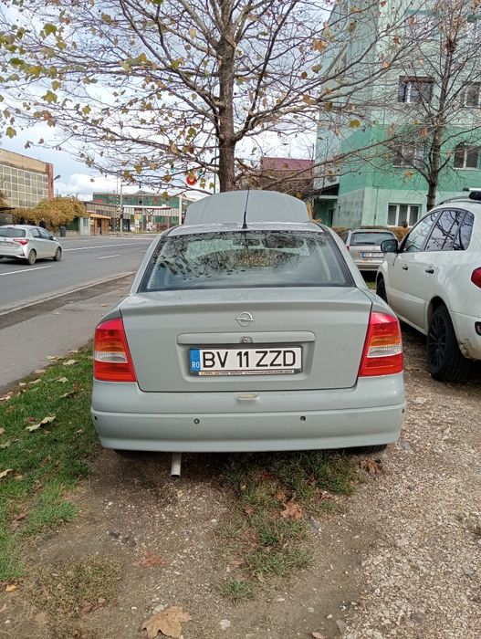 Opel Astra Sedan