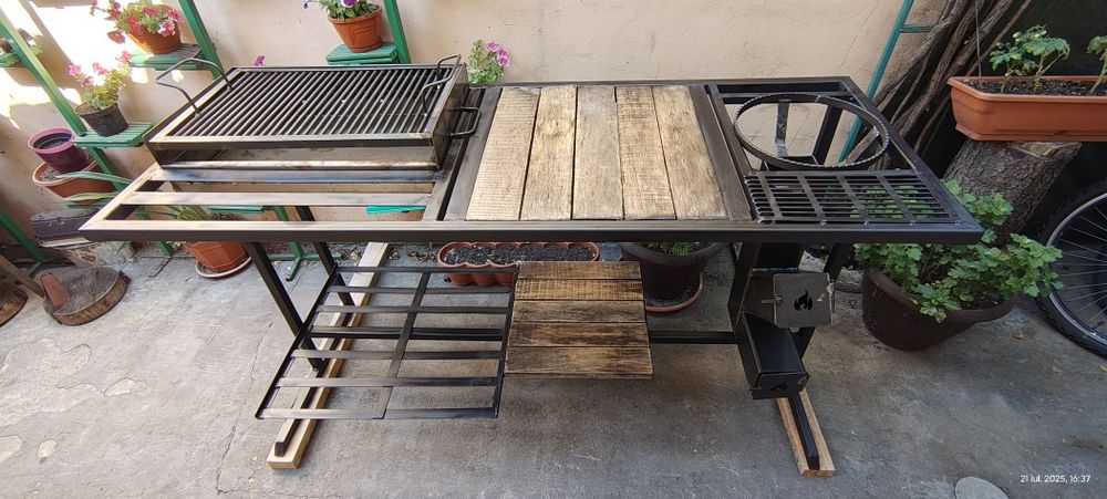 Masa grătar pirostrie racheta