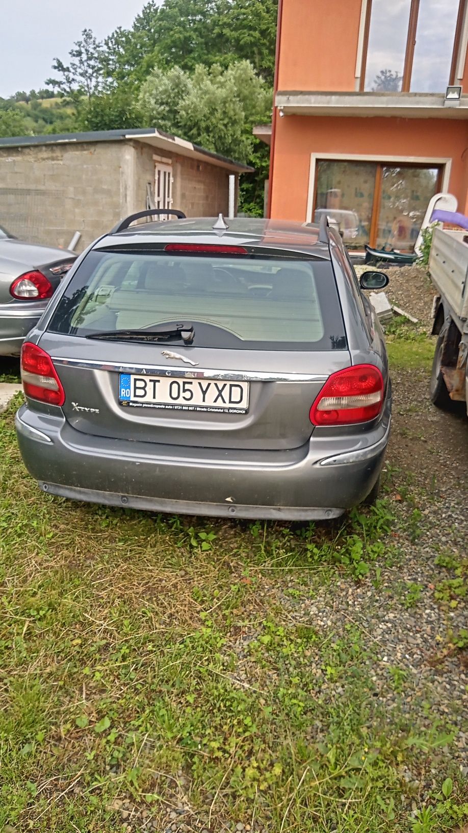 Vând Jaguar x type 2004