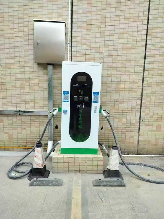 Зарядная станция для электромобилей на 220V
145,000 тг/ $270