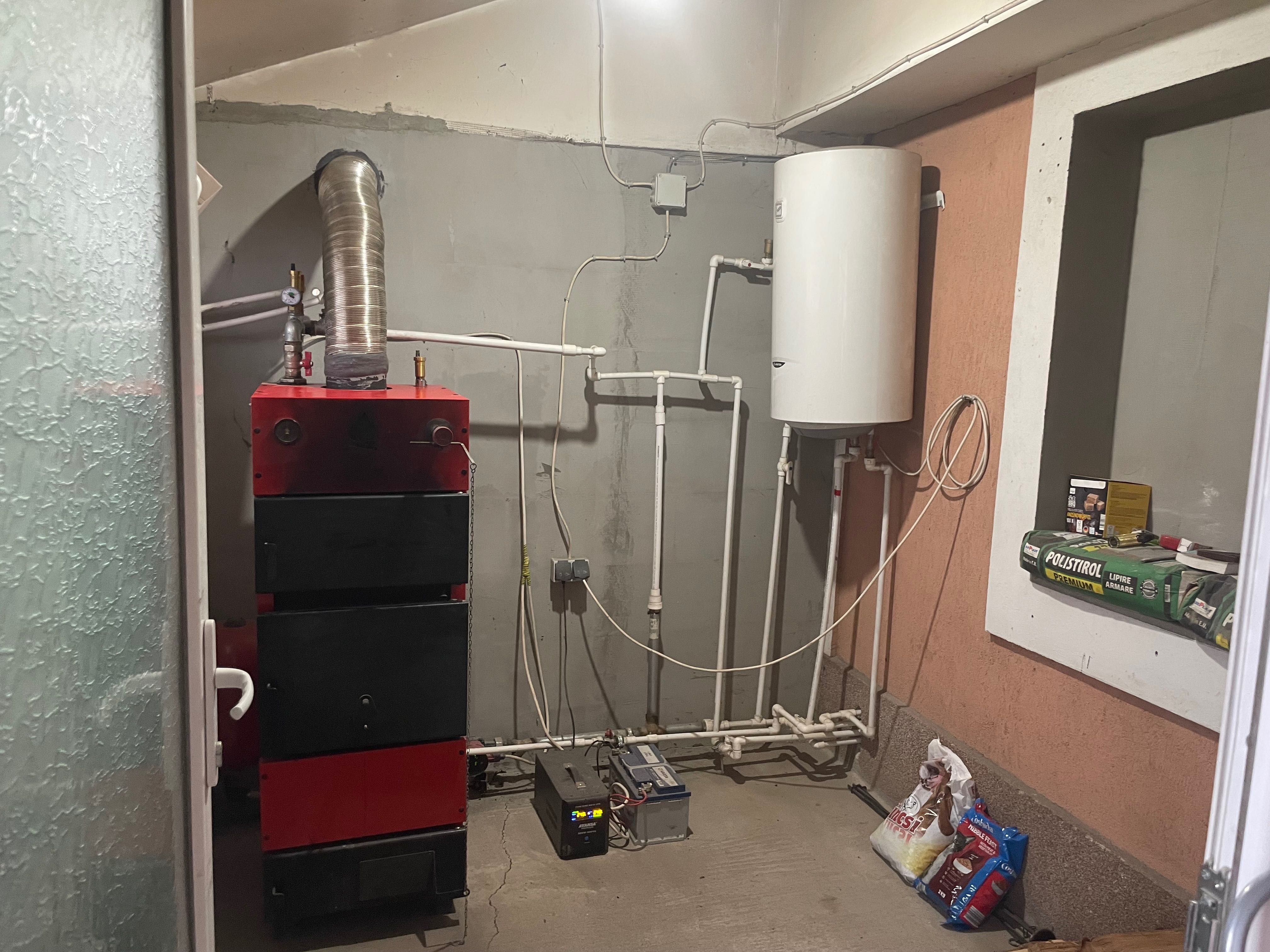 Casă de vânzare în comuna Tulca,9273 mp