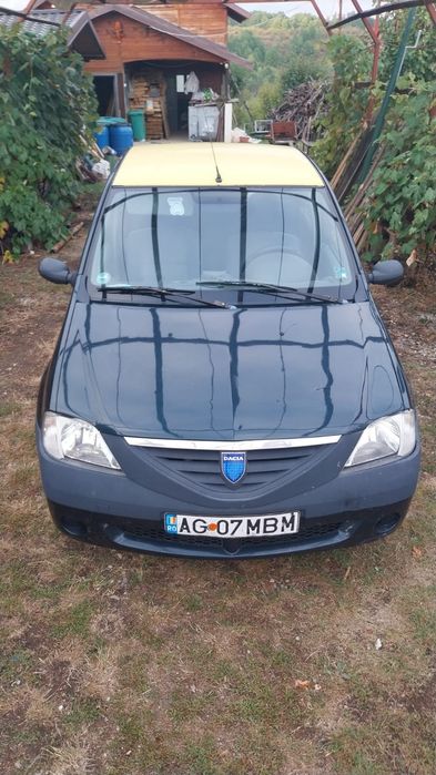 Vând Logan din anul 2006 în stare bună