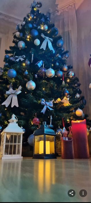 Vând brad artificial