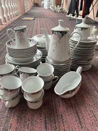 Продам набор посуды сервисы чайники не пользовались в новом состоянии