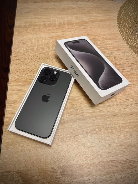 iPhone 15 Pro 256GB Black Titanium full box