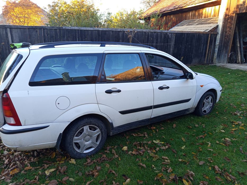 Ford Focus 1,8 tdci -piese