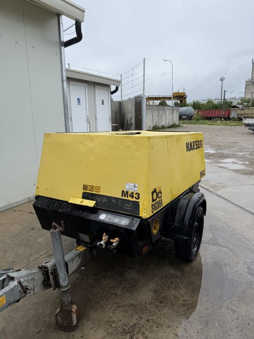 Motocompresor Kaeser M43 4.3m3 , 3400 ore , reconditionat complet