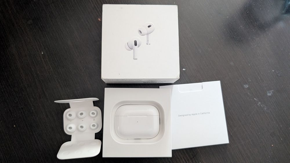 Наушники Apple AirPods Pro 2nd Оригинал продам срочно
