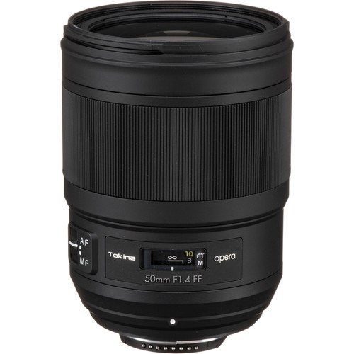 Объектив для профессиональной камеры Nikon