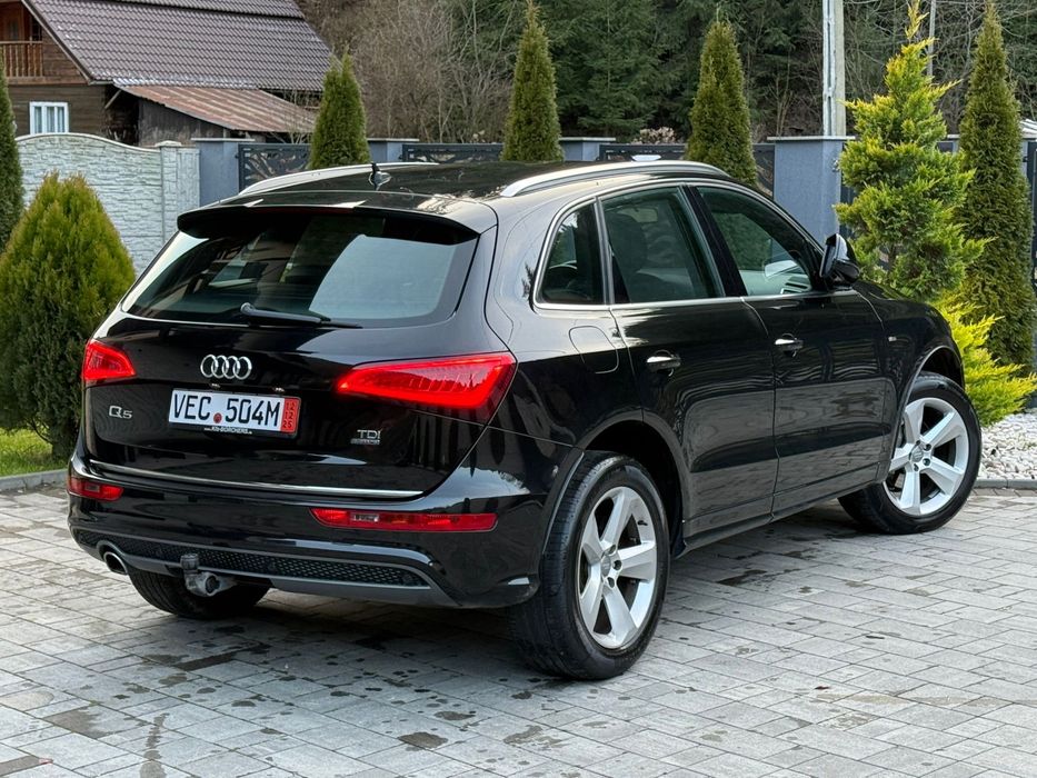Audi Q5 S-Line Plus \ Xenon \ Navigatie \ Padele \ Alcantara \ 190 CP