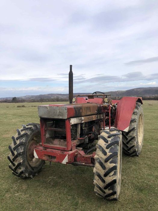 Vand tractor international 844s