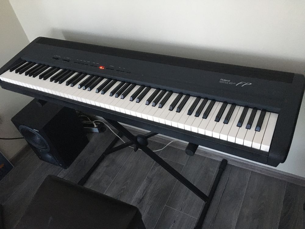 Pian electric Roland Profesional 88 clape