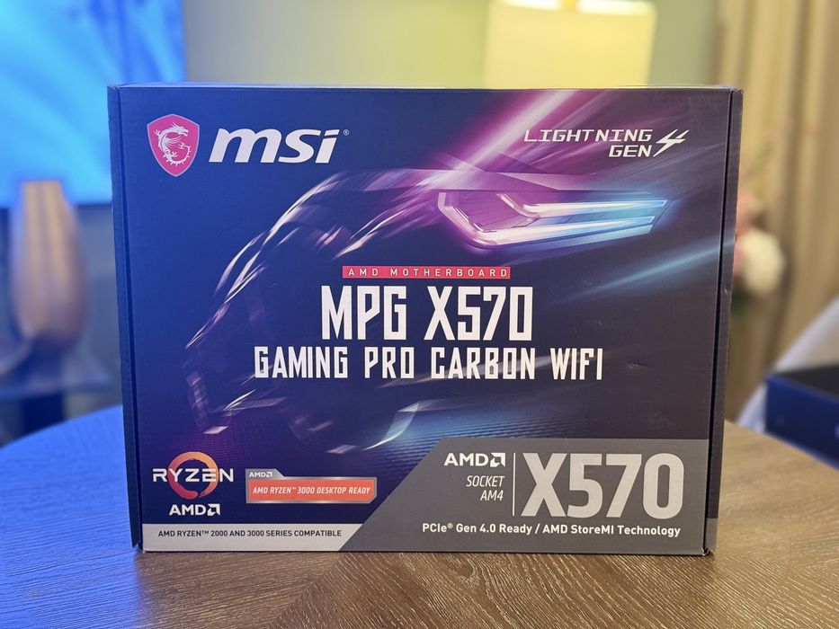 Placa de baza MPG X570 Gaming Pro Carbon WiFi, impecabila