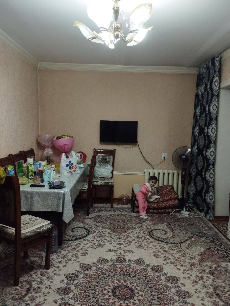 Квартира сотил олмазор район коча тансикбоив 3  1 *2/3/4/ 40м2