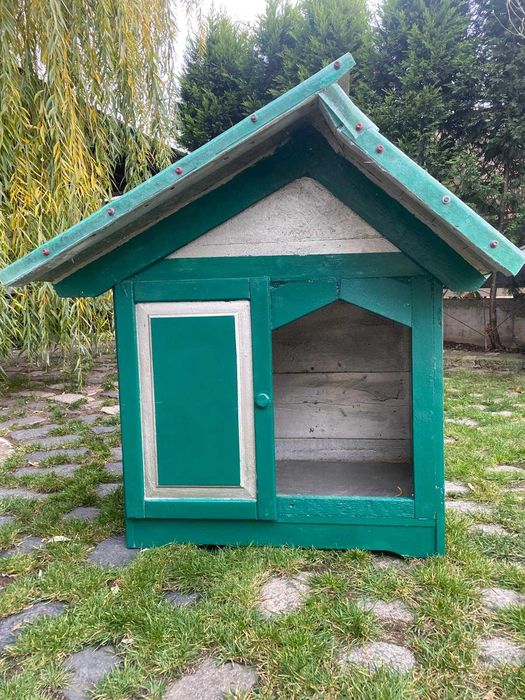 vand casuta pt caini