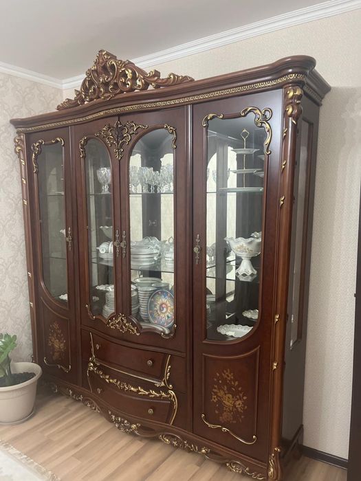 Стенка в зал в отличном состоянии