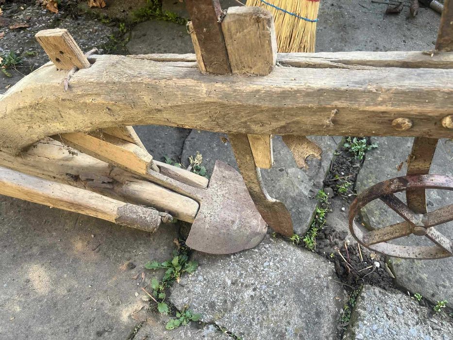 Автентично рало, ръчно изработено