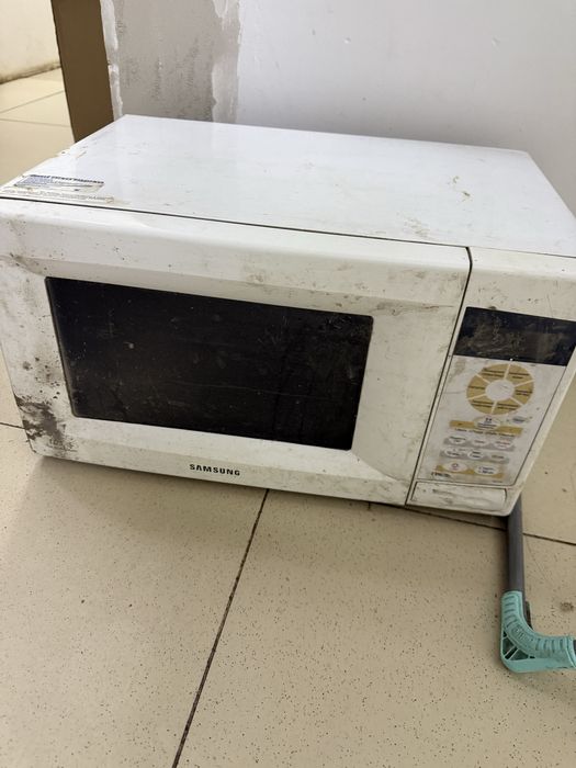 Отдам микроволновку бесплатно