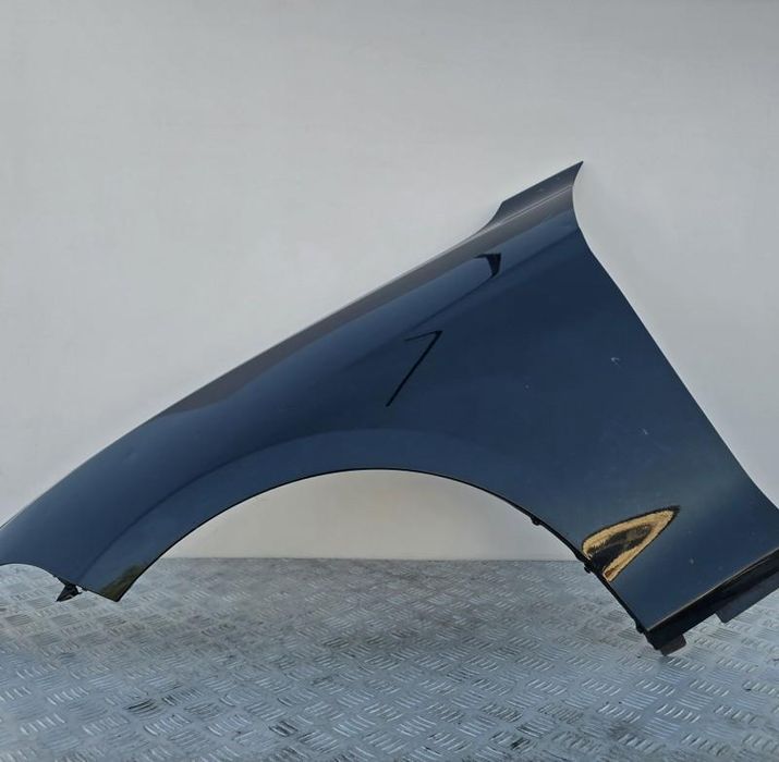 Aripa fata stanga BMW Seria 1 F20
