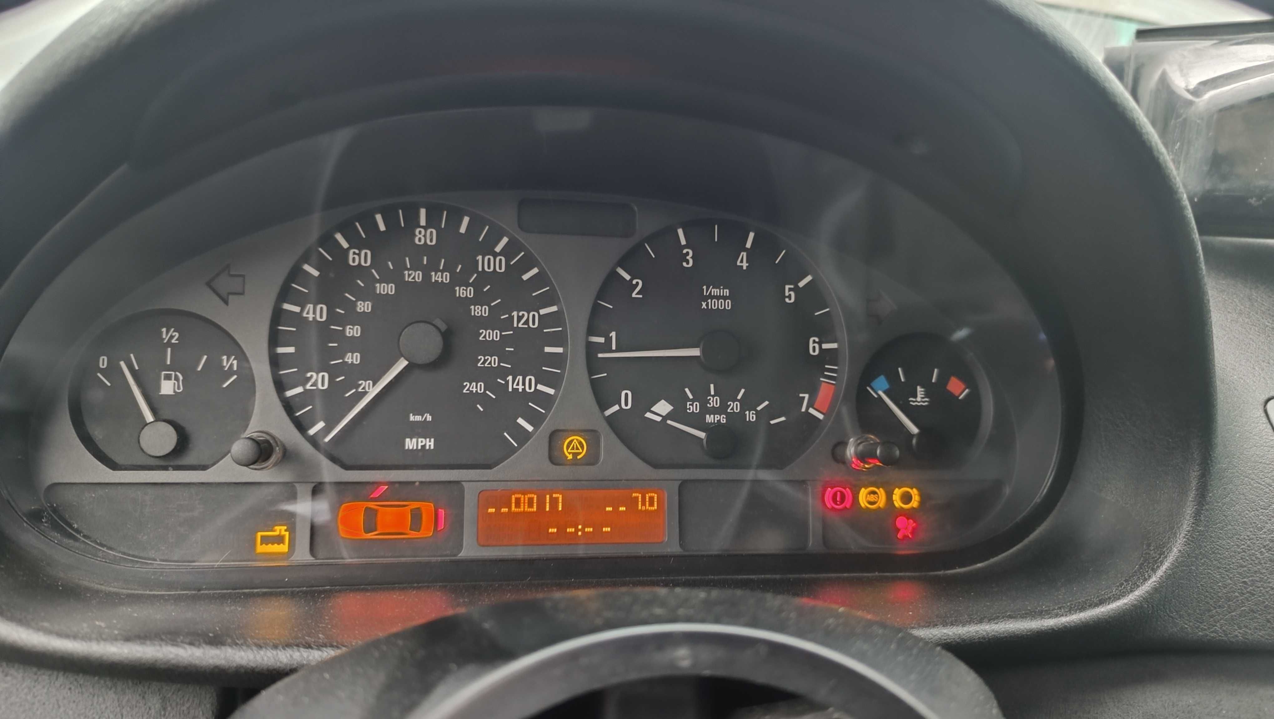 Километраж за BMW 3 Series E46
