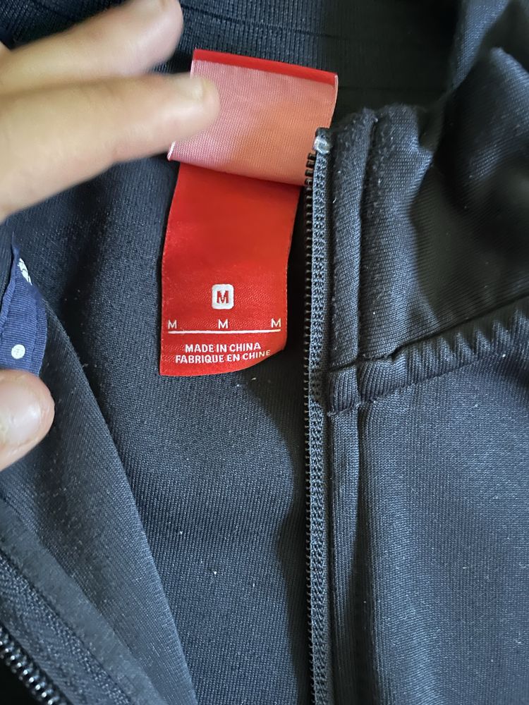 Nike psg горнище в много добро състояние
