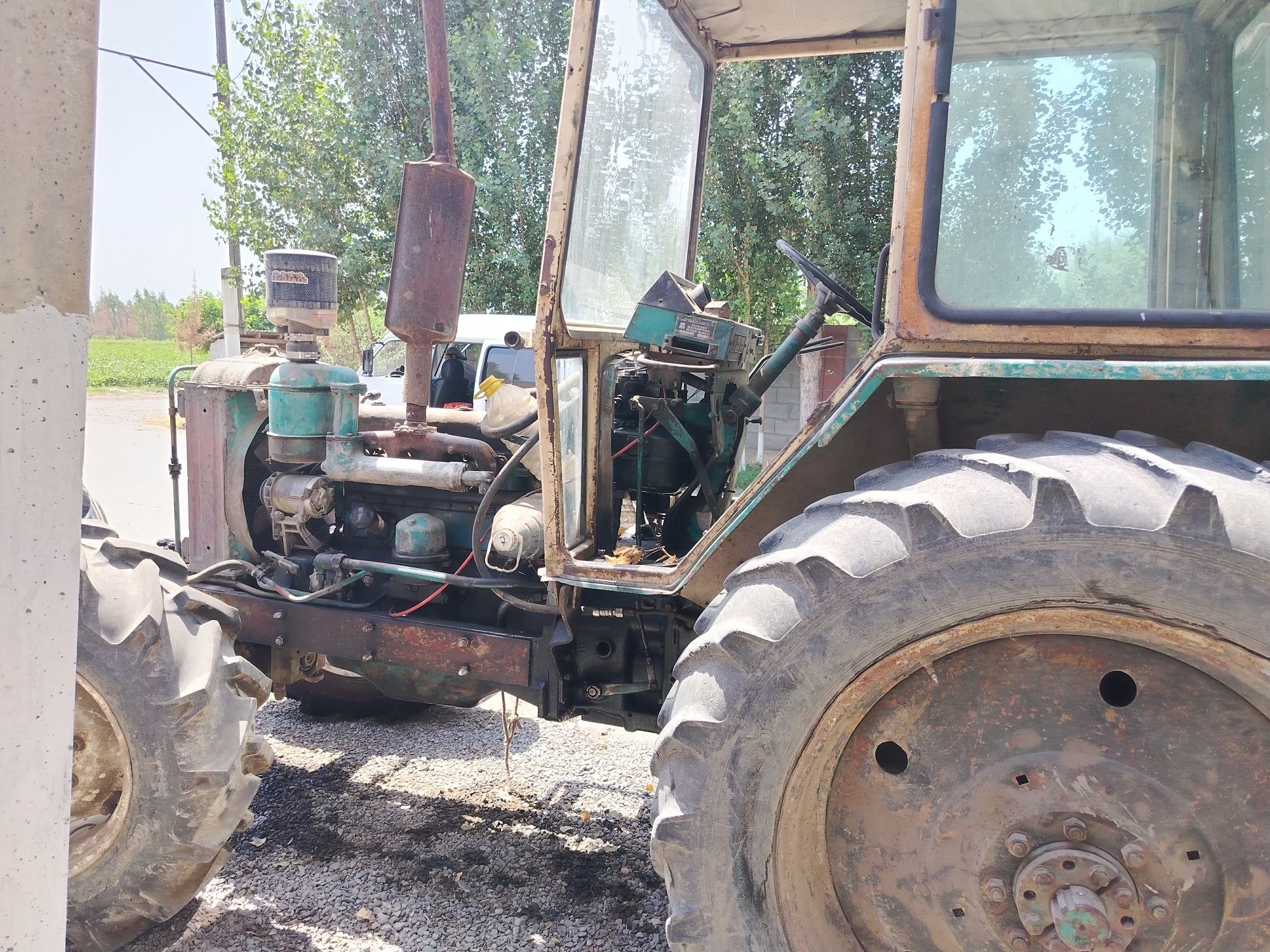Yumz traktor sotiladi 55 mln