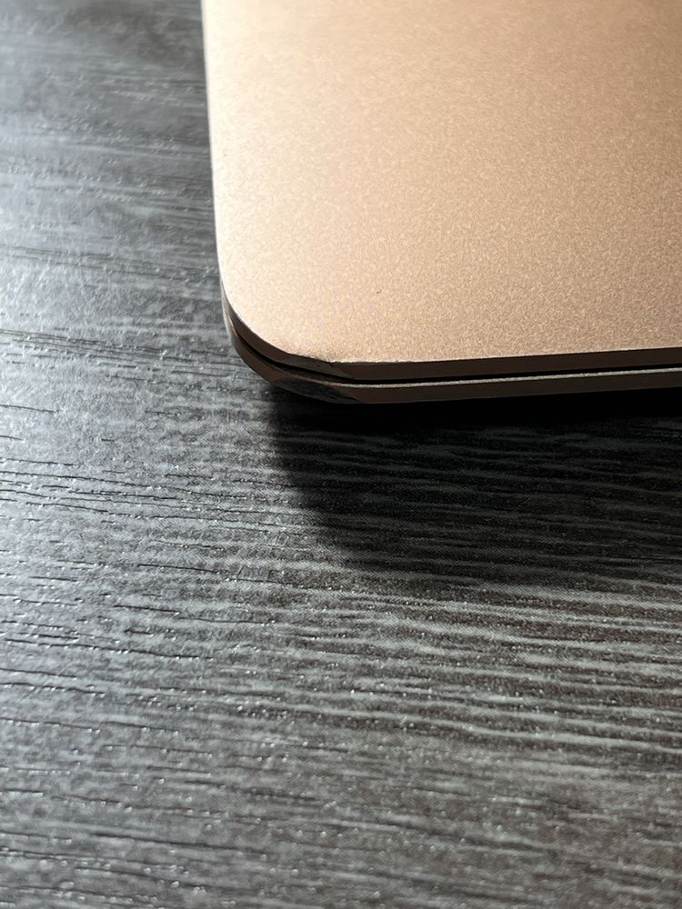 Macbook m1 (2020)