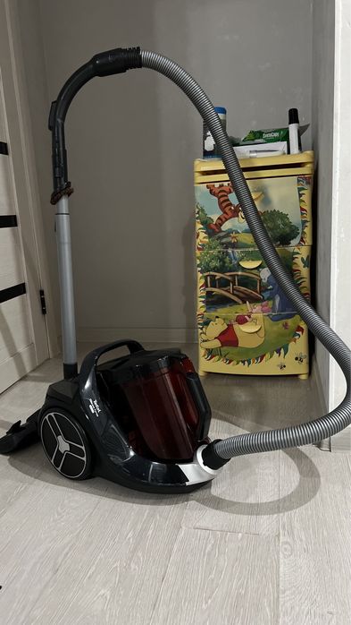 продаю пылесос! мощный пылесос от TEFAL
