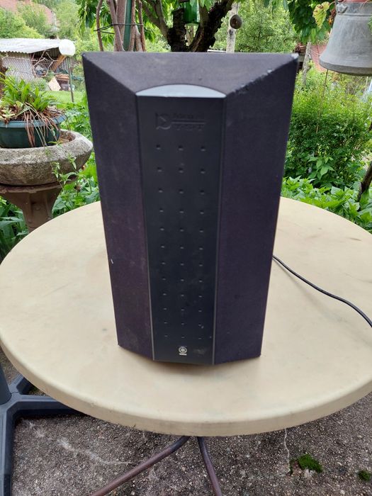 Активен субуфер марка Yamaha