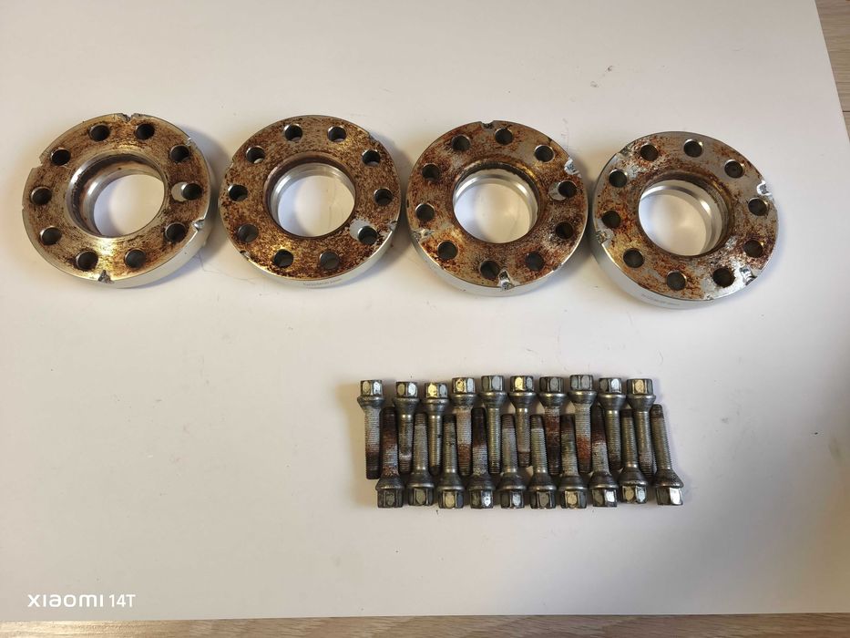 Фланци за bmw 4 бр.