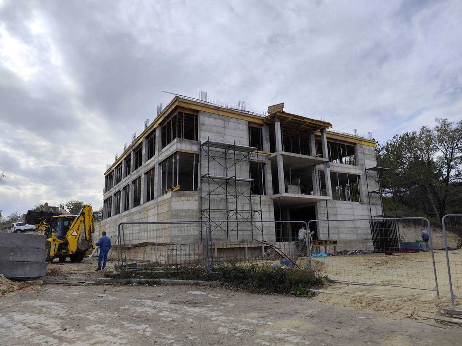 Продава се Тристаен апартамент в Варна, Аспарухово - 99 кв.м за 1392 €/кв.м - Снимка #1