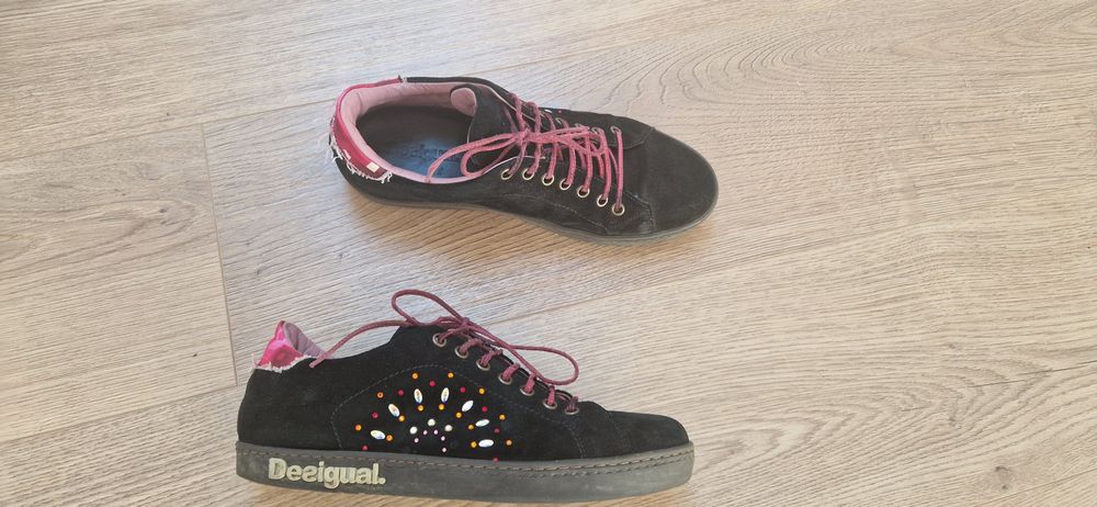 Adidasi / sneakers Desigual piele