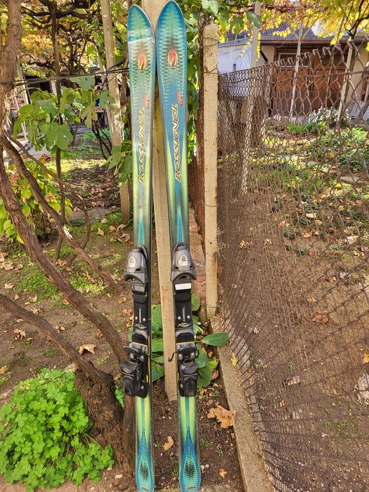 Дамски ски Rossignol