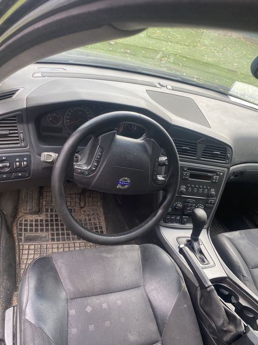 Volvo V70 2006г 2.4 140кс