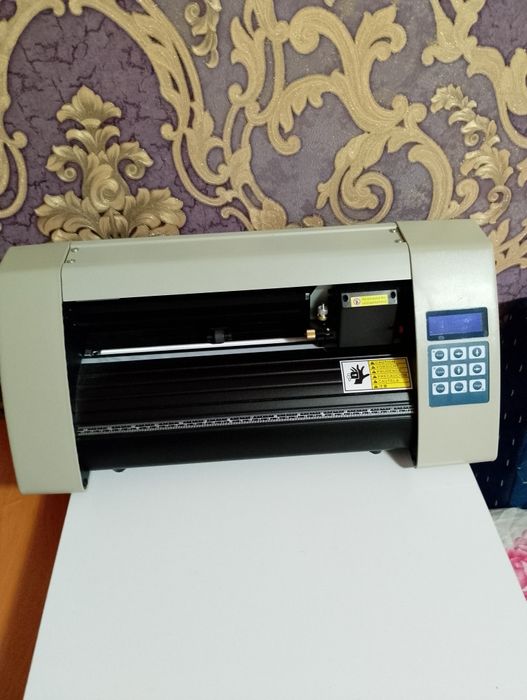 Продам плоттер PE-365