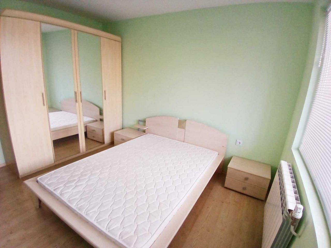 Продава се Тристаен апартамент в Варна, Левски - 85 кв.м за 3012 €/кв.м - Снимка #4