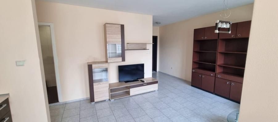 Дава се под наем Двустаен апартамент в София, Център - 70 кв.м за 600 € - Снимка #1