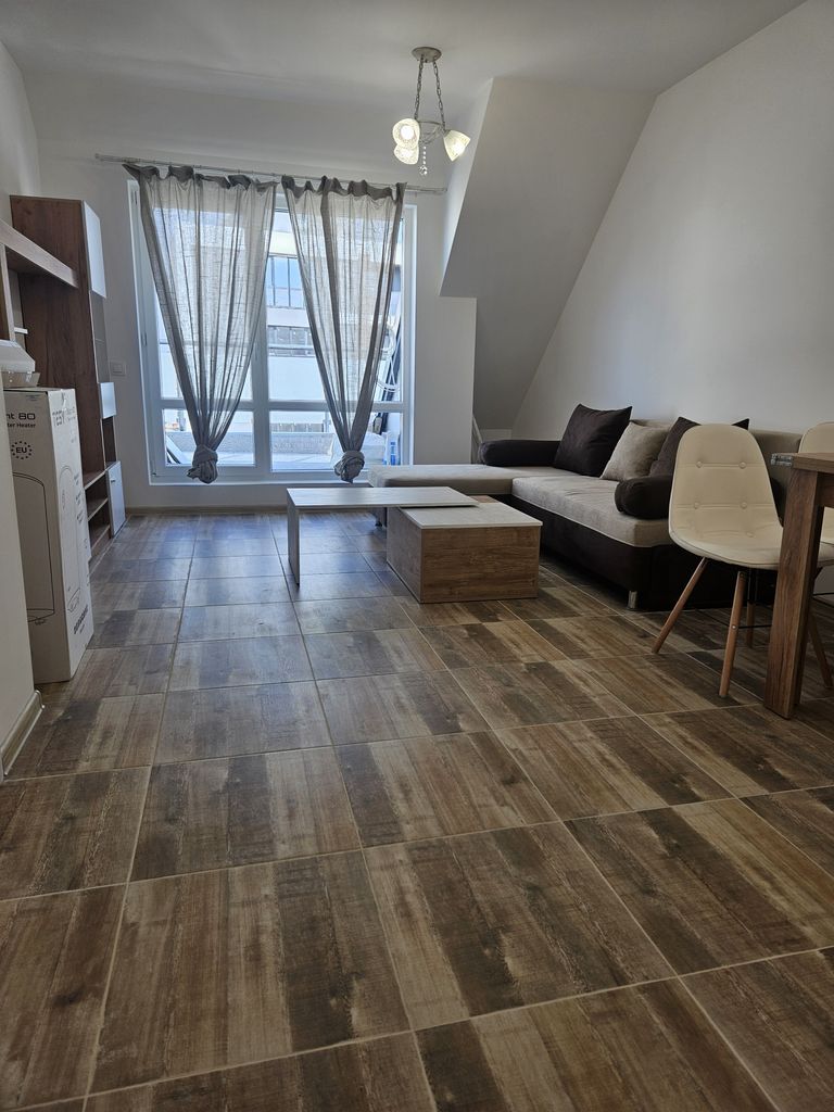 Продава се Тристаен апартамент в София, Зона Б-5-3 - 83 кв.м за 2229 €/кв.м - Снимка #1