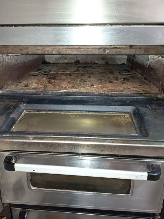 Cuptor pizza in stare buna 380v