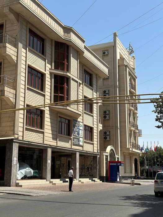 Аренда здания 1500 м², 4 этажа