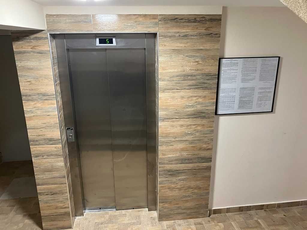 Продавам тристаен апартамент гр.София кв.Манастирски ливади-запад