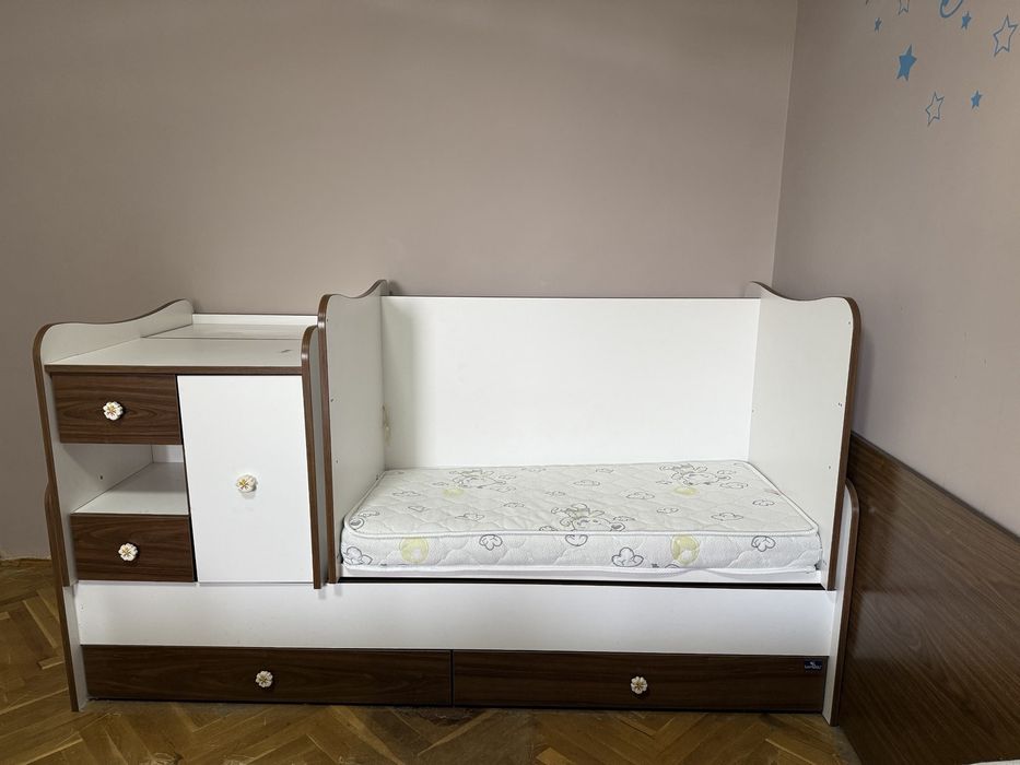 Бебешка кошара СПЕШНО