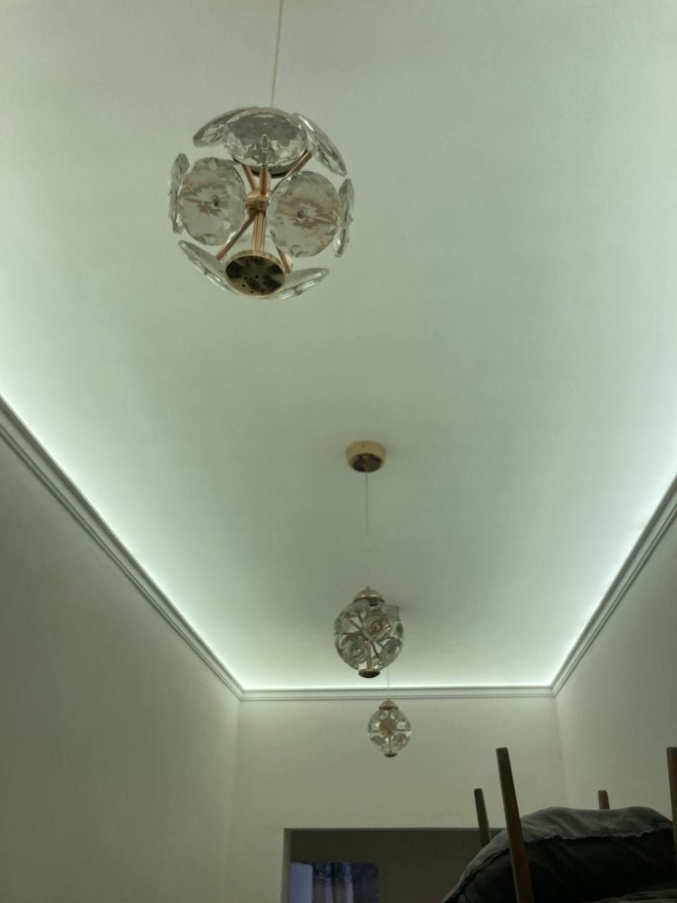 Натяжные потолки