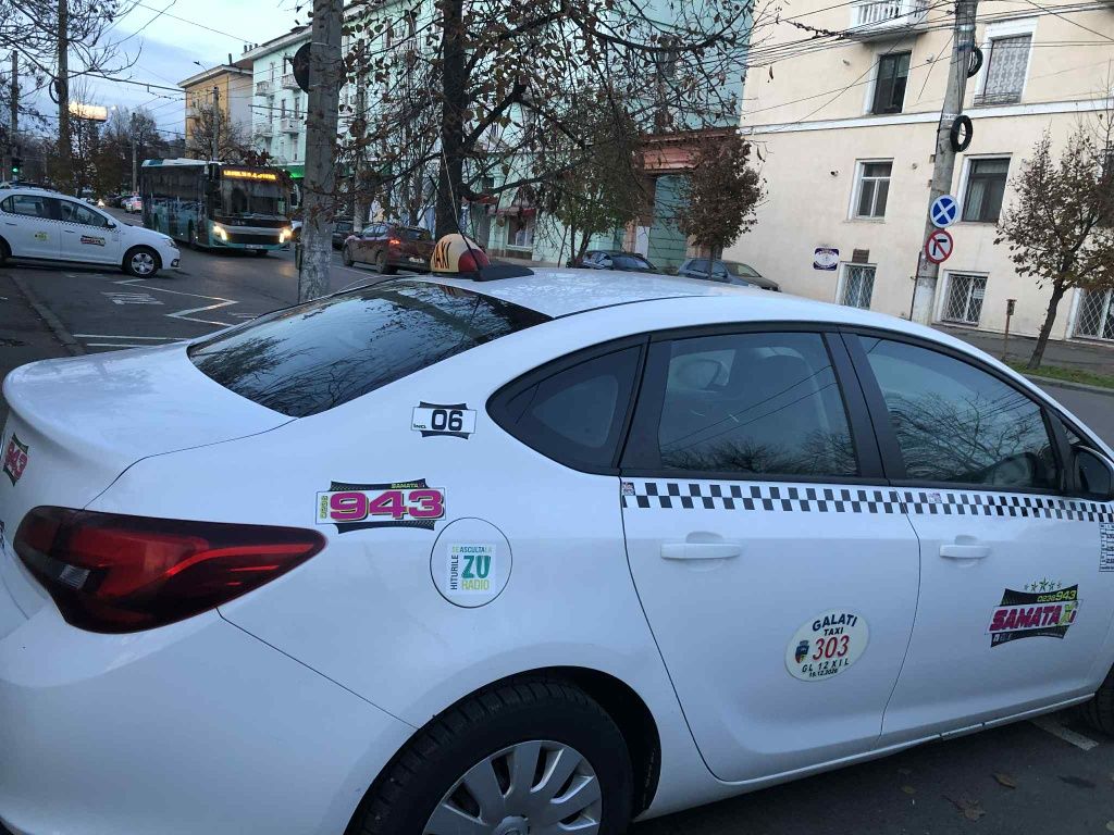 VAND FIRMA TAXI opel asta J 2017 licenta valabila pana pe 19.12.2031