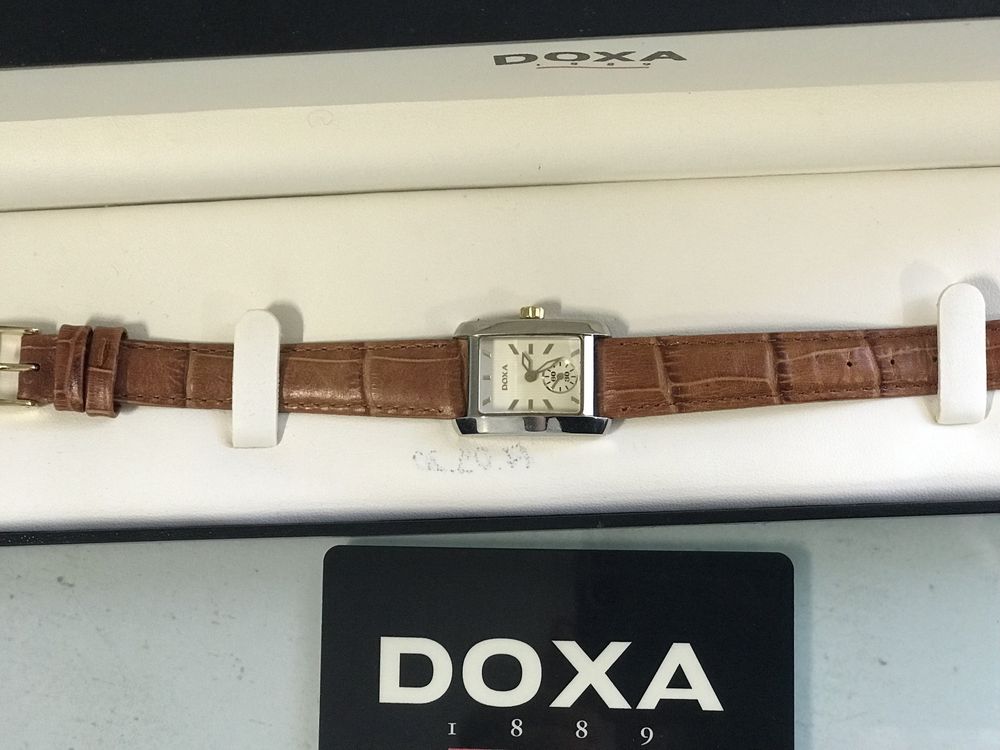 Doxa Часовник