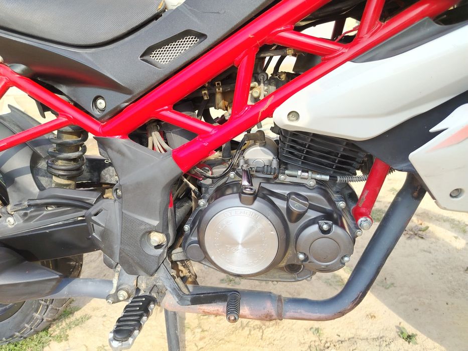 Benelli мотор 150