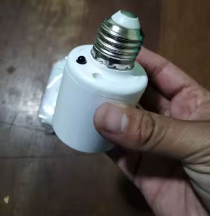 Dulie cu telecomanda si timer E27