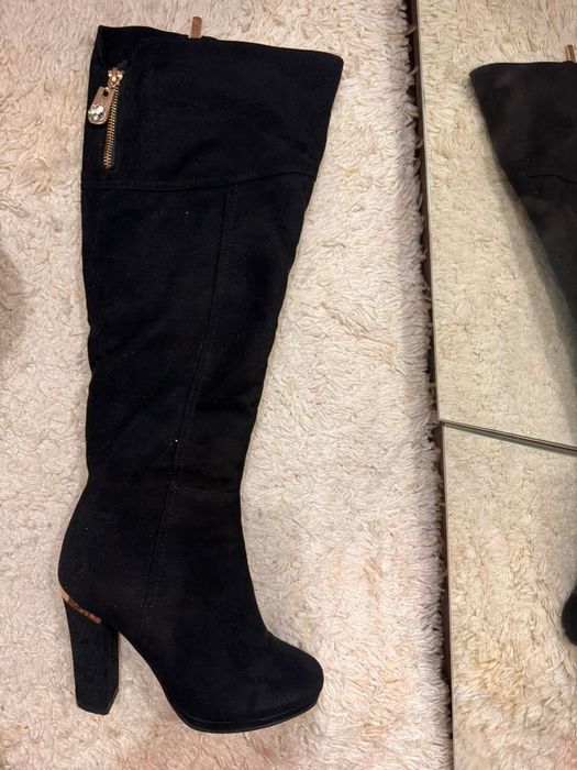 Продам зимние сапоги.