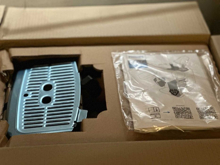 НОВА Кафеавтомат Philips 5500 Series